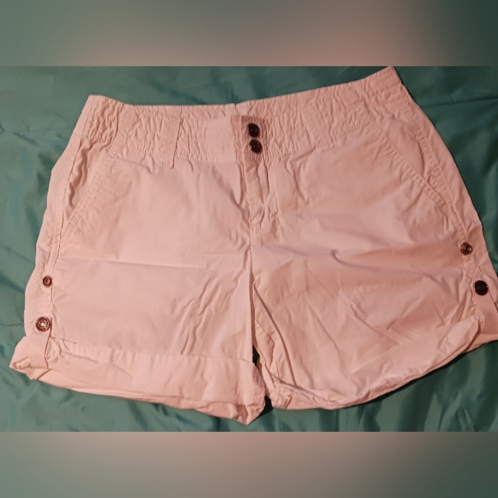 Gap shorts